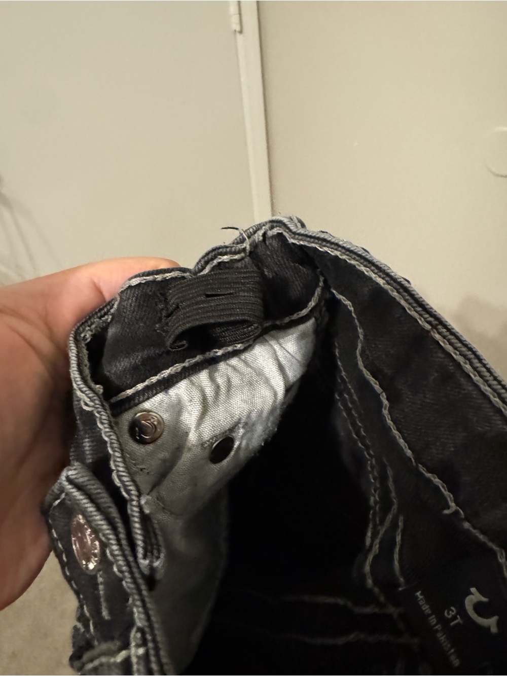 True Religion Kids' Black Cargo Jeans Size 3T - Picture 4 of 6